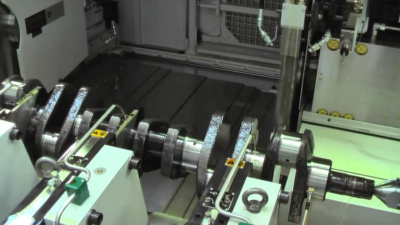 EMAG 用于加工最长 1500 mm 曲柄轴的曲轴磨床 PM 310 / 320