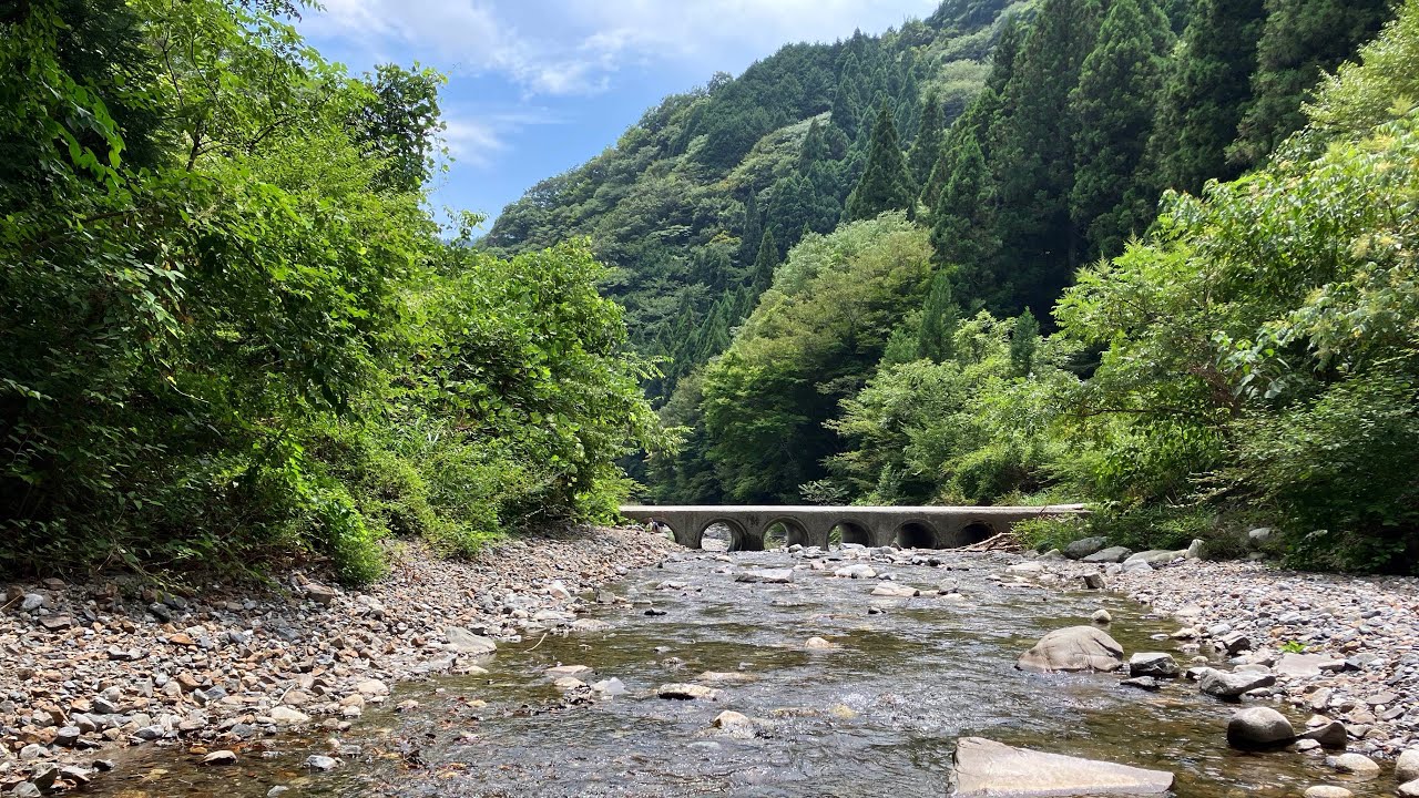 東温市山之内林道から阿歌古渓谷へ