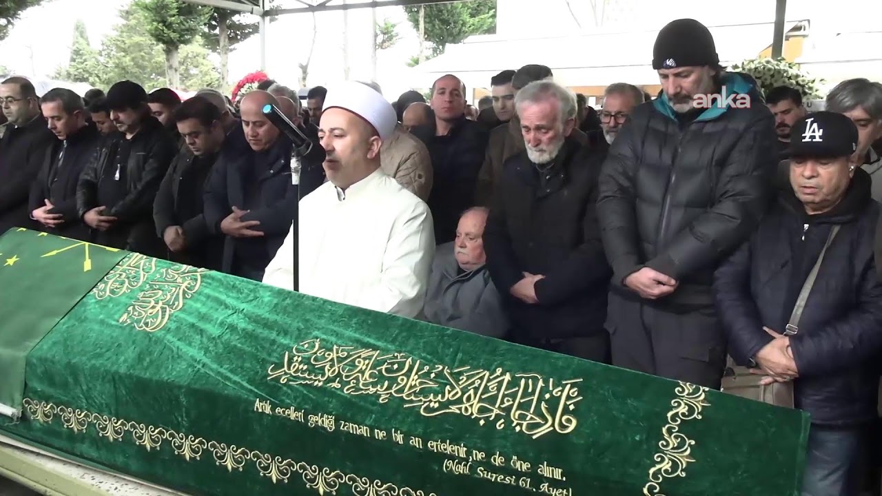 45 yaşında hayatını kaybeden oyuncu Kanpolat Görkem Arslan için cenaze töreni düzenleniyor #Canlı