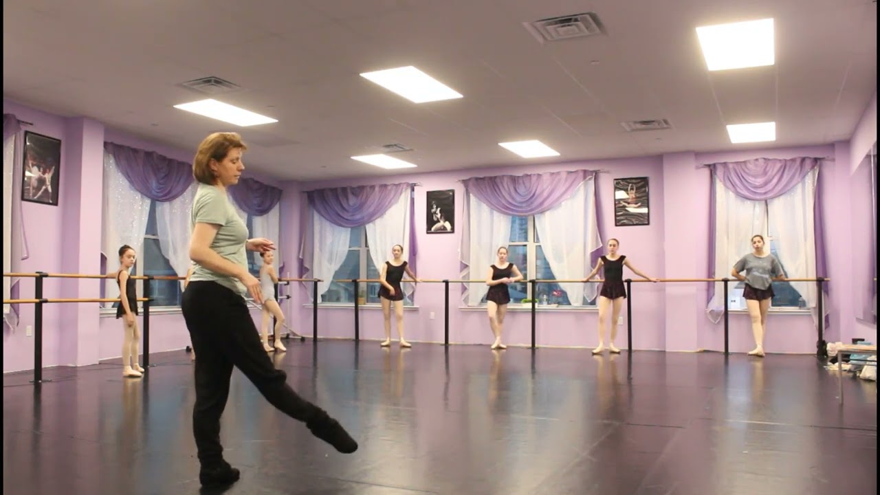 Pointe class (04/13/22) Barre & Center