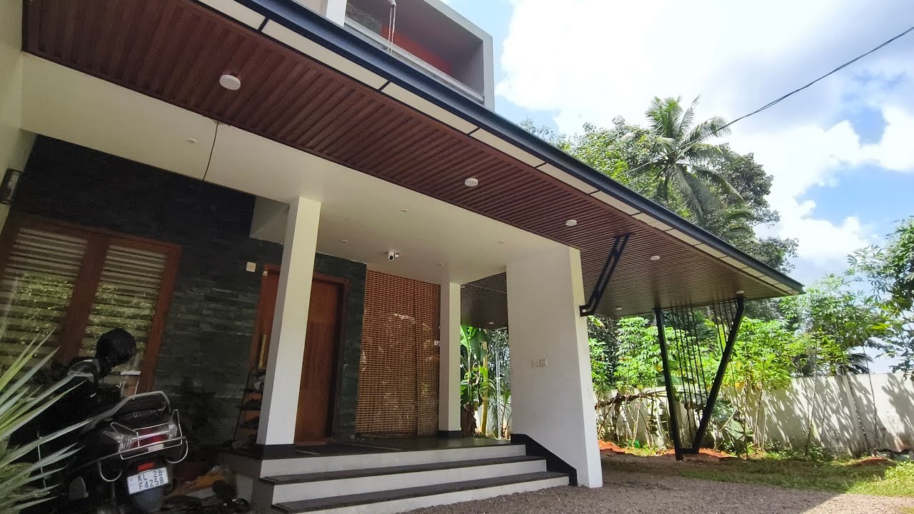 MODERN CAR PORCH with SUN SHADE @Vennikulam, pathanamthitta // TEAM FAB TECH