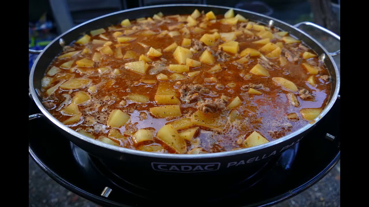 Camping Rezept | Cadac Grillogas | Camping-Grill | Teil 4: Bauerntopf mit Hackfleisch