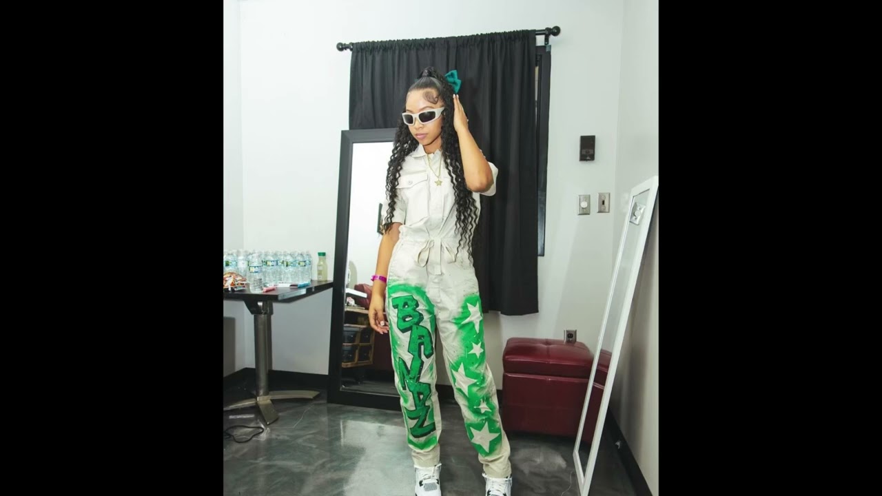 [FREE] Star Bandz x Your Stepdad Sample Type Beat - &ldquo;Outdated&rdquo;