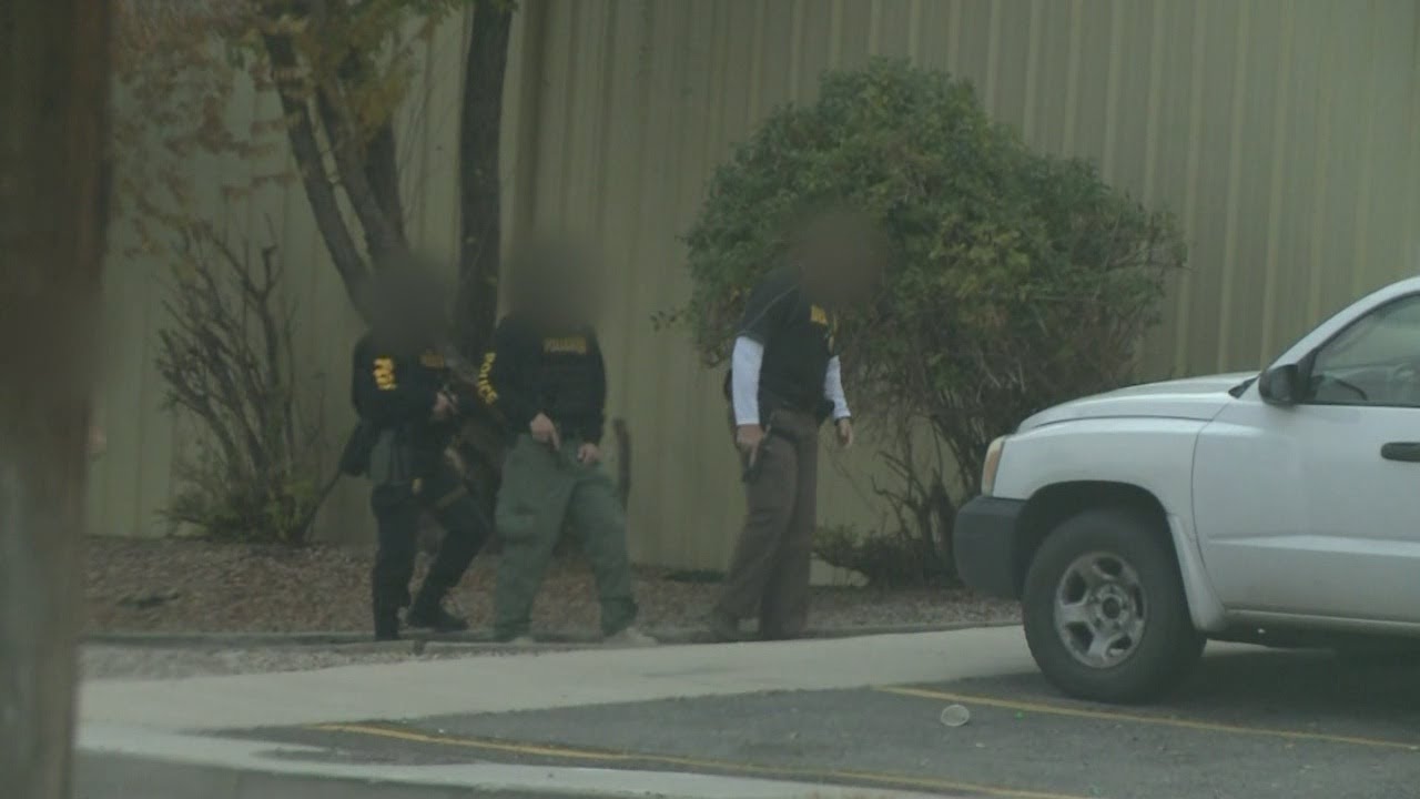 DEA warns public of fake agents