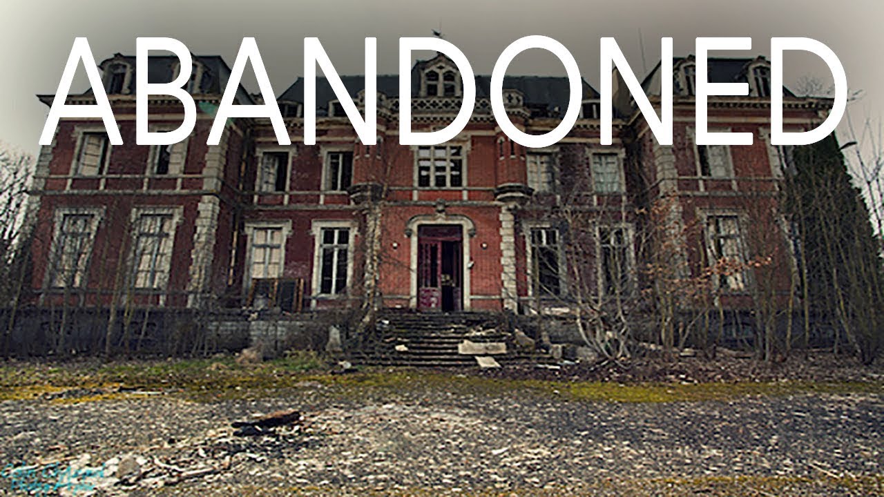 Exploring ABANDONED Killers MANSION! (Busted by Cops!!)