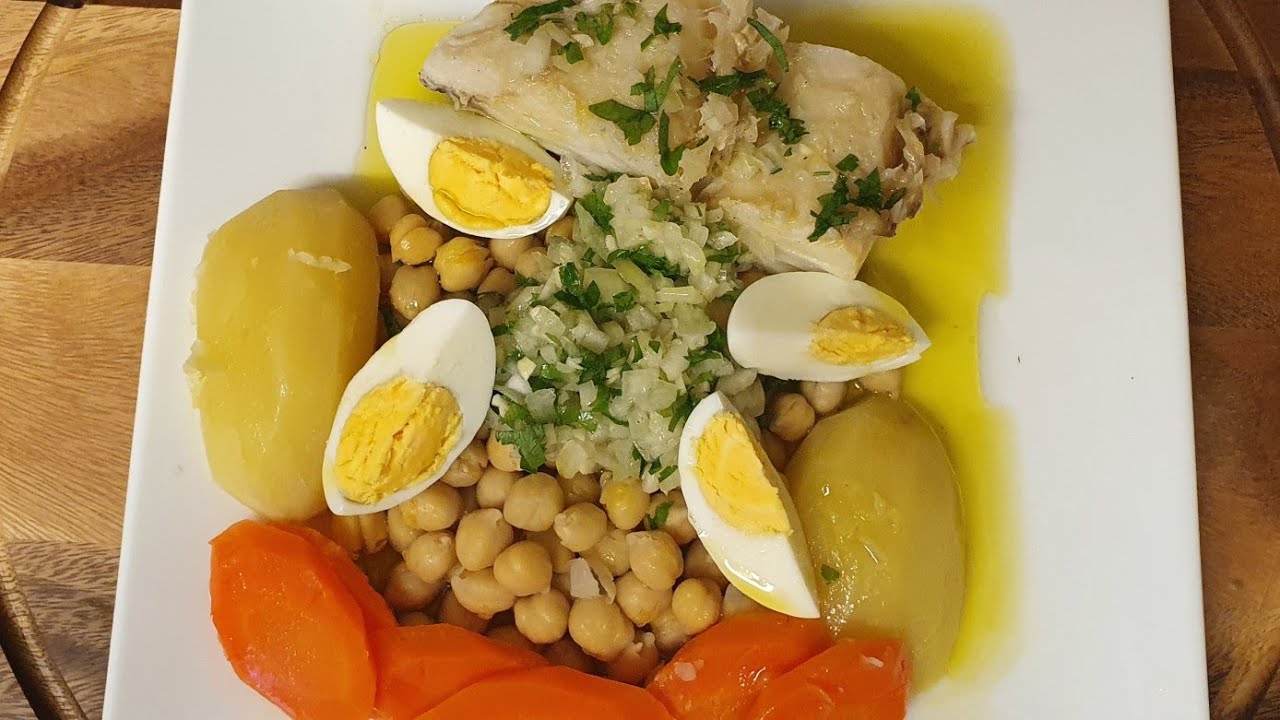 BACALHAU COM GRÃO DE BICO