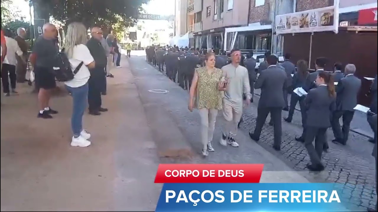 A BANDA NA ENTRADA DA FESTA DO CORPO DE DEUS