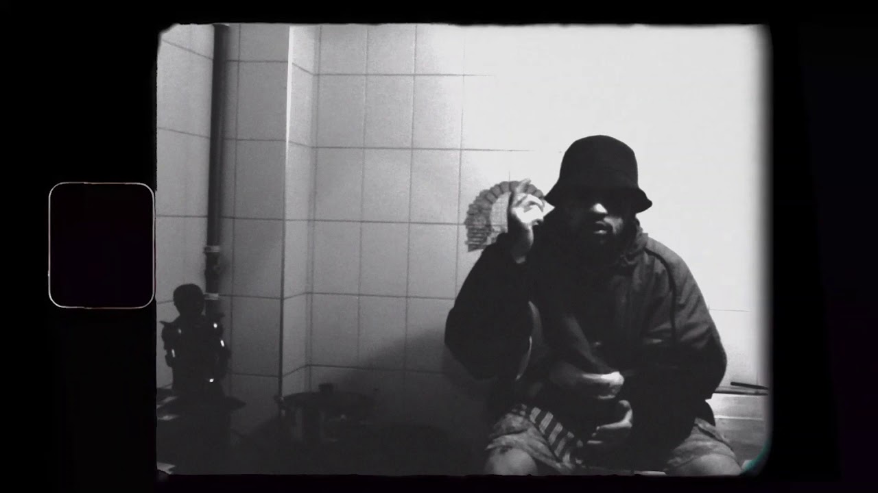 Amone - Wake up alone in Gotham city