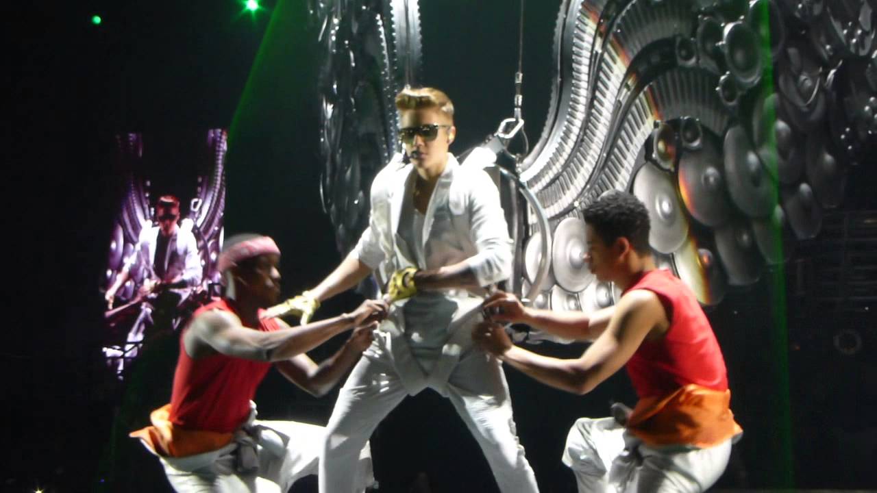 Justin Bieber - All around the world (live) Arnhem Gelredome Netherlands 13.04.2013 concert