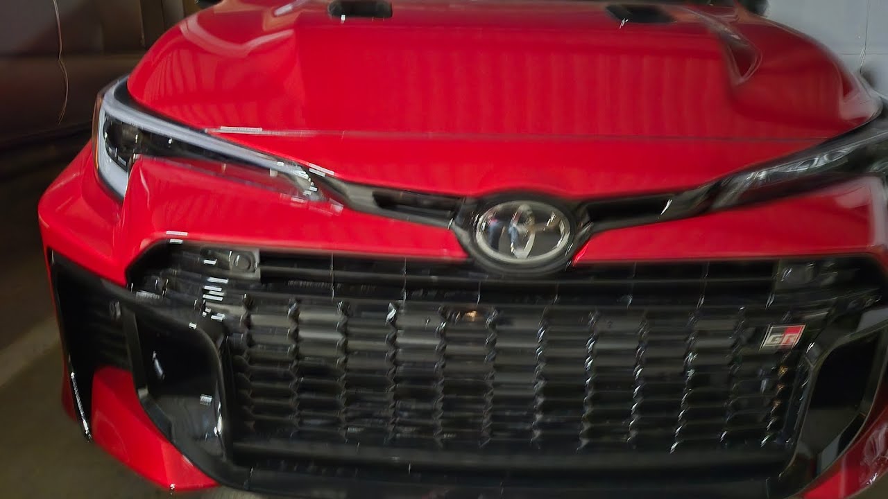 Walkaround 2026 Toyota GR Corolla 