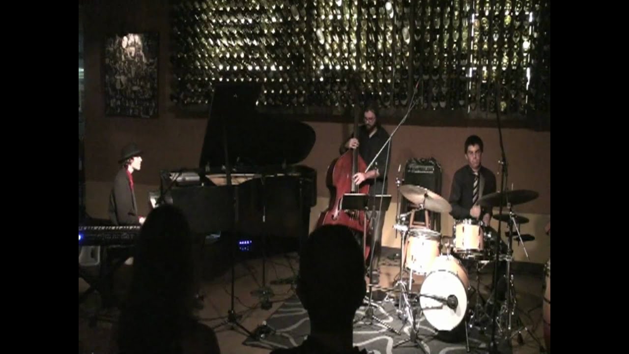 Drum Solo: Trading Fours