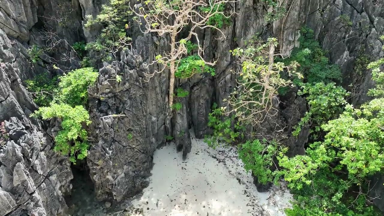 El Nido Island hopping tour C Drone video 2 Hidden Beach