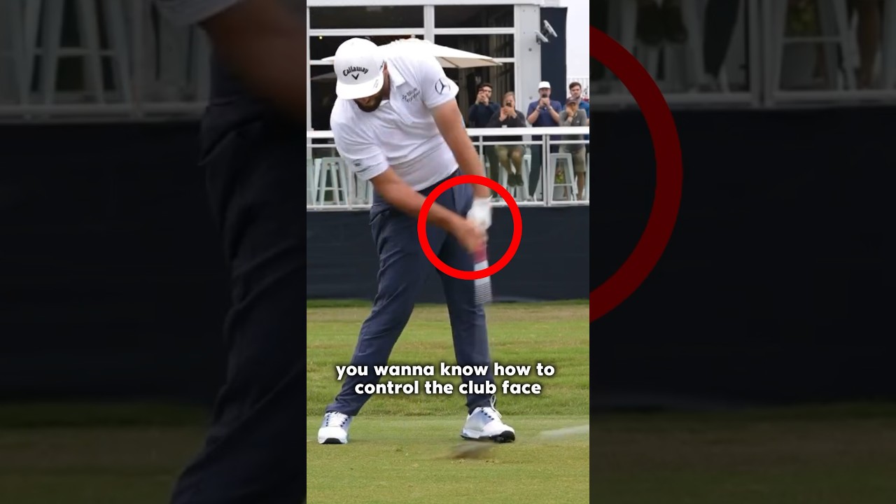 How do they control the club face? 🤔