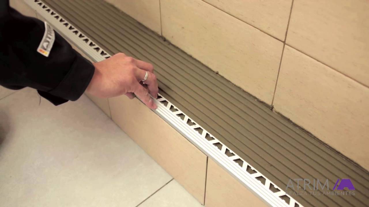 Colocación de protectores de escalón ATRIM
