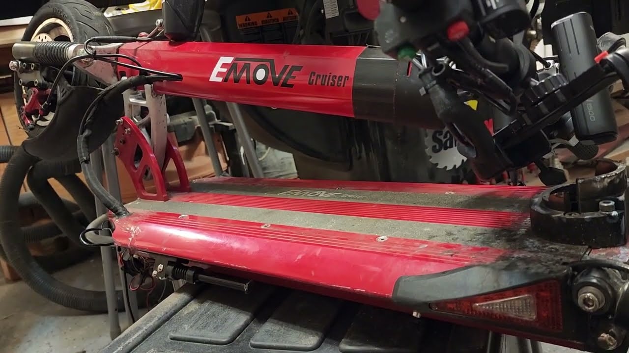 Why you should not buy a Voro Motors 1000w emove cruiser - honest 6 month review - tons of problems!