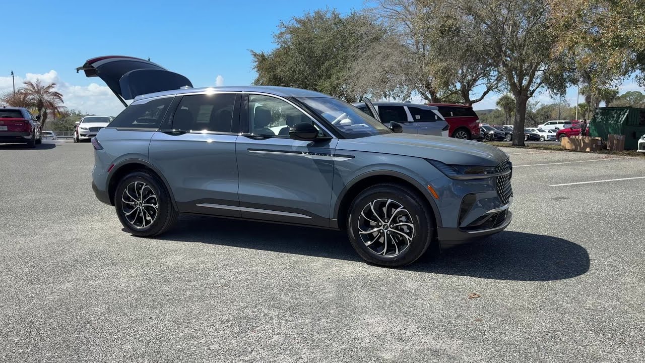 New 2026 LINCOLN Nautilus Premiere at Plaza Lincoln | Leesburg, FL
