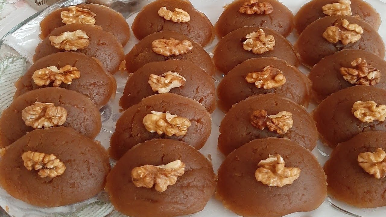 HALVA Tradicionalna bosanska poslastica #halva #bosanskatradicija #zakuhajmozajedno