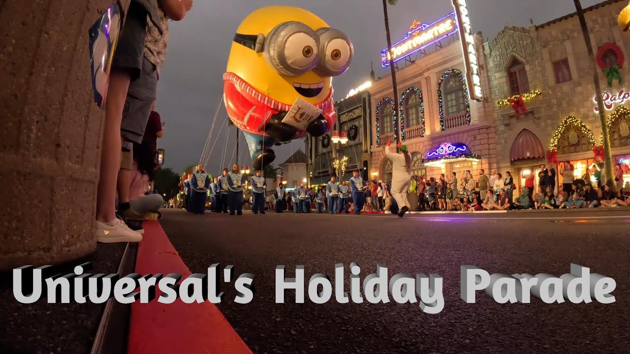 Universal's Holiday Parade featuring Macy's 2023 at Universal Orlando Resort