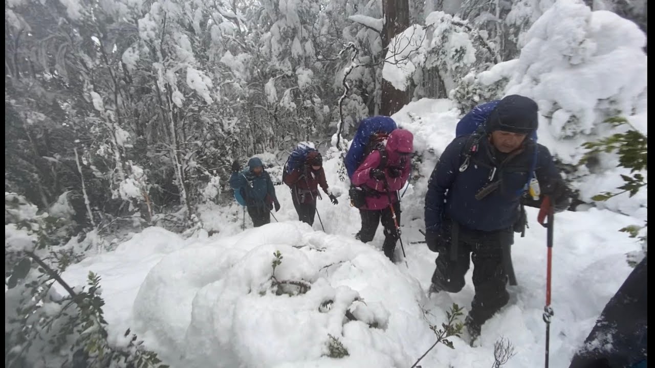 Overland Track - 4 Seasons in 6 Days