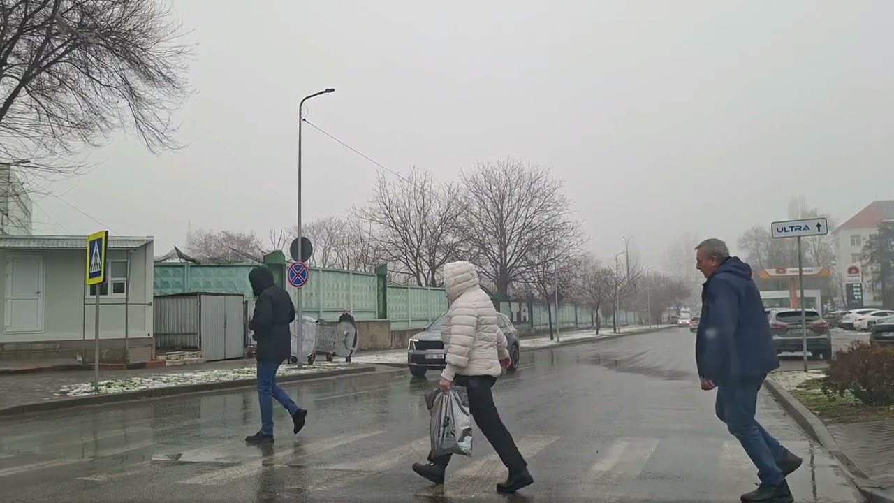 Перекрёсток с круговым движением.