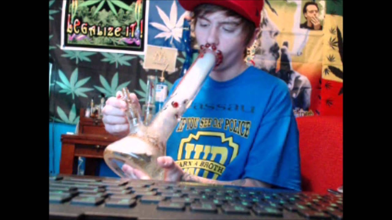 Unboxing VAPE and lots of HD bong rips