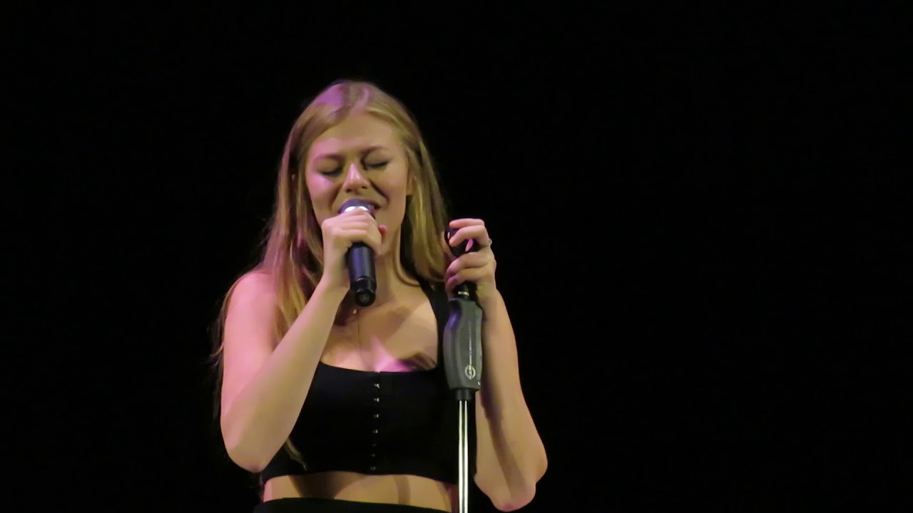 Zoë live in Klosterneuburg – S'aimer à jamais