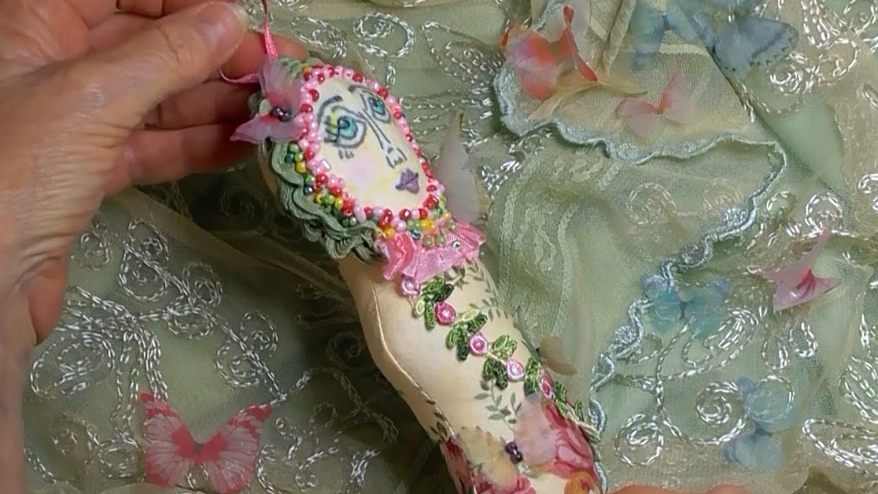 Decorating a Friendship Doll with Beebeecraft.com