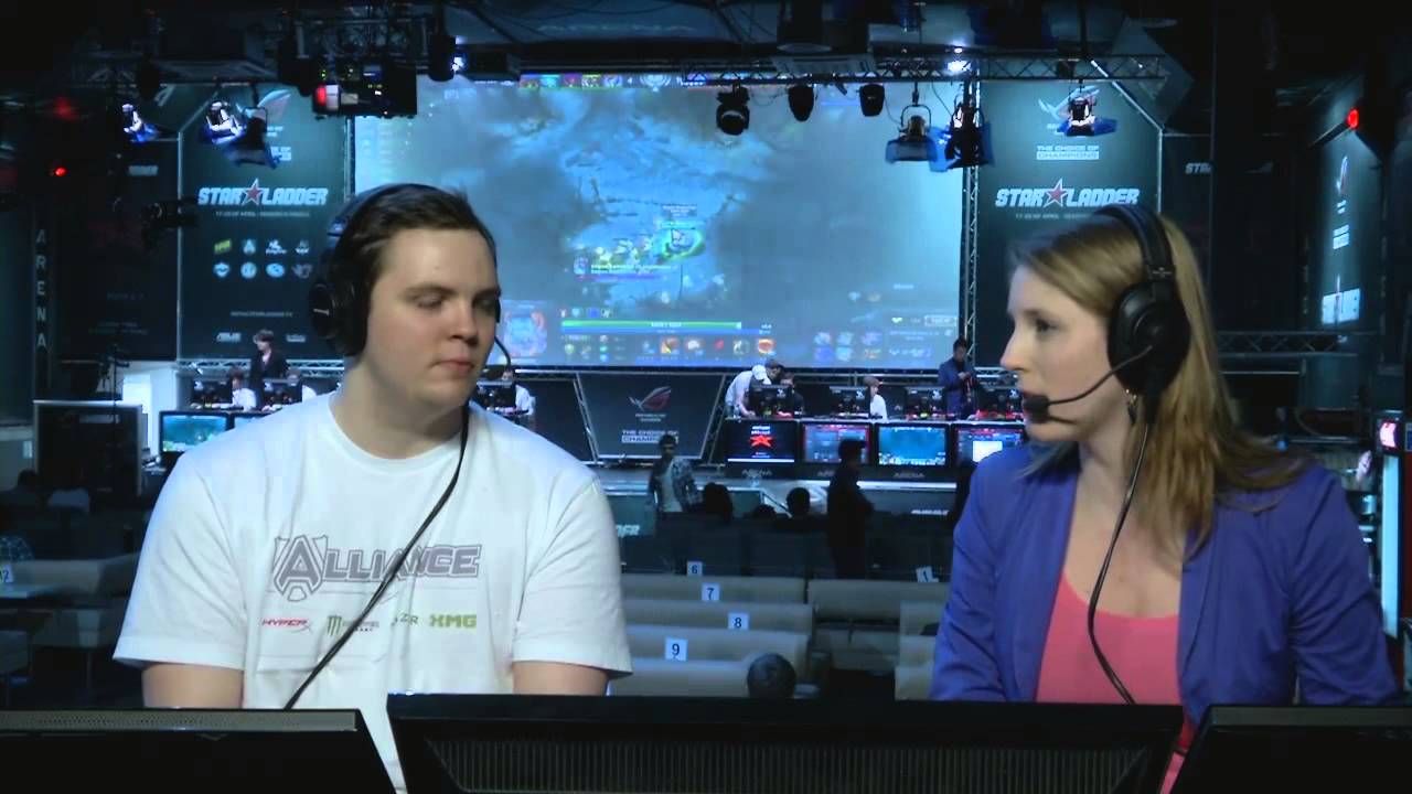 Sheever x AdmiralBulldog  つ ◕3◕ ༽つ KISS HER つ ◕3◕ ༽つ @ Starladder IX LAN