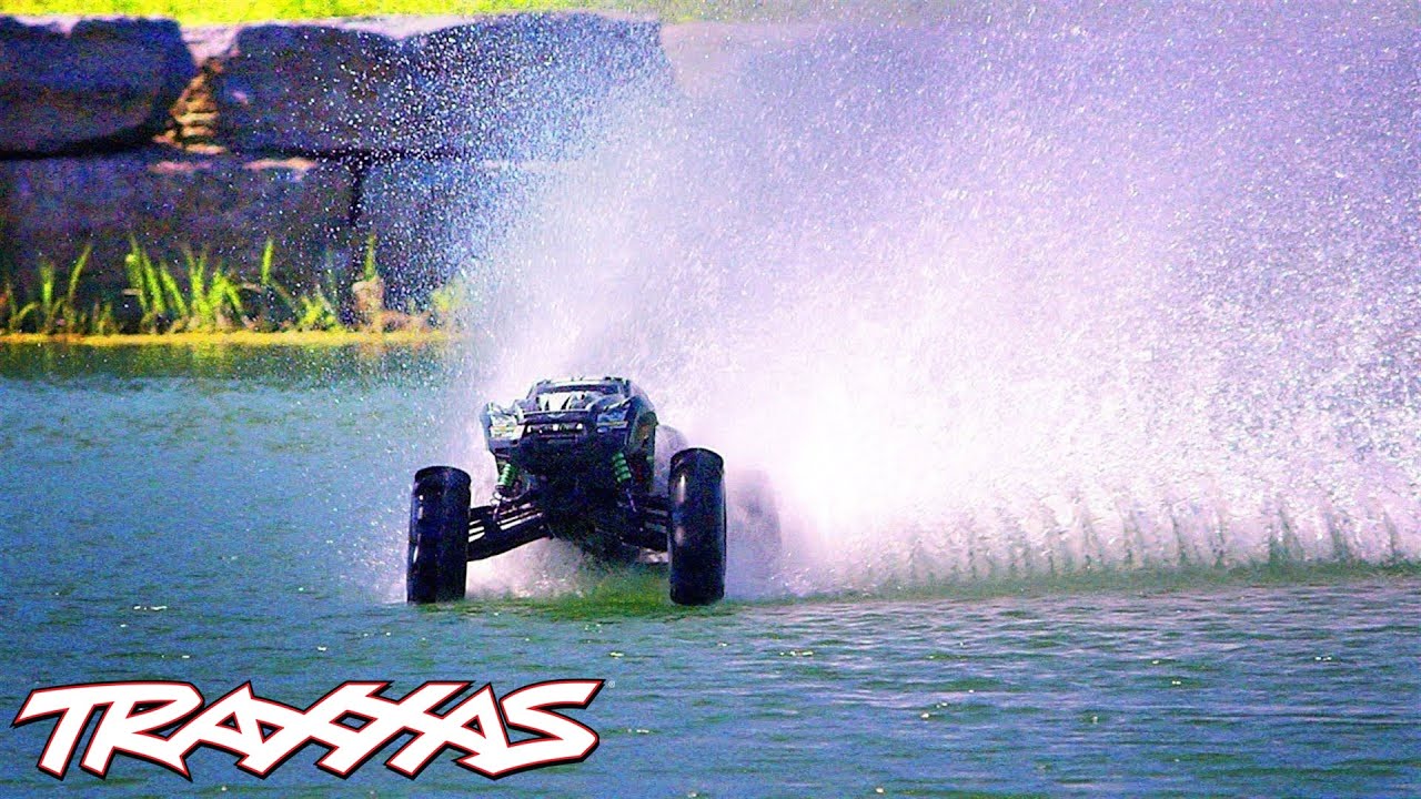 Big-Air Hydroplane Bash | Traxxas X-Maxx