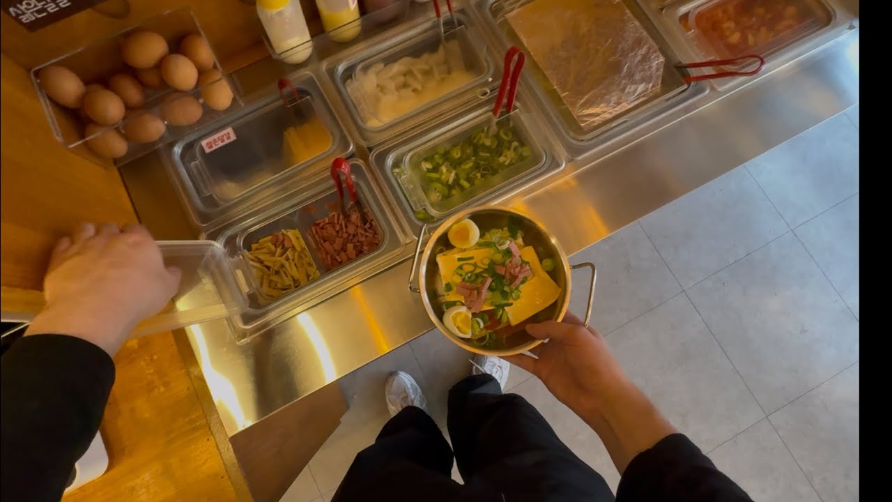 ASMR Late Night CVS Run 🌌 Ramen + Ice Cup Edition