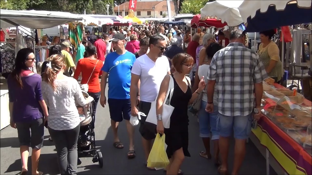 Votre plus beau march&eacute; : le march&eacute; de Biscarrosse (40)