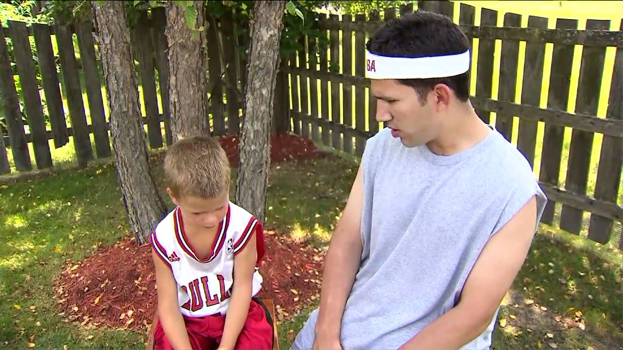 WGN Reporter dunks on child . . . AGAIN!