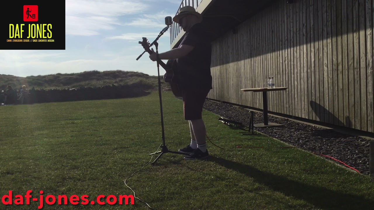 Daf Jones - &lsquo;Best of You&rsquo; (Foo Fighters cover) (Live at the OC, Rhosneigr - 31-05-21)