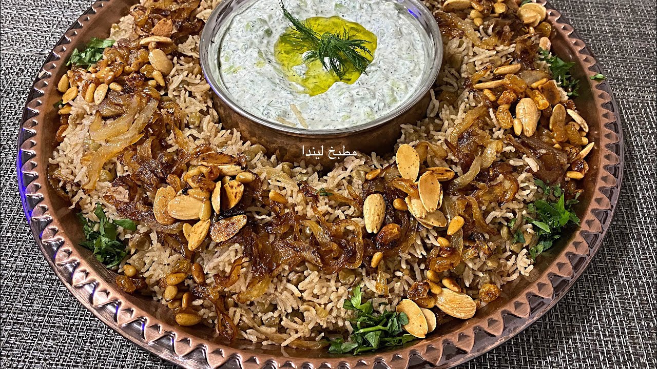 المجدرة مع سلطة الخيار باللبن اطيب اكلة