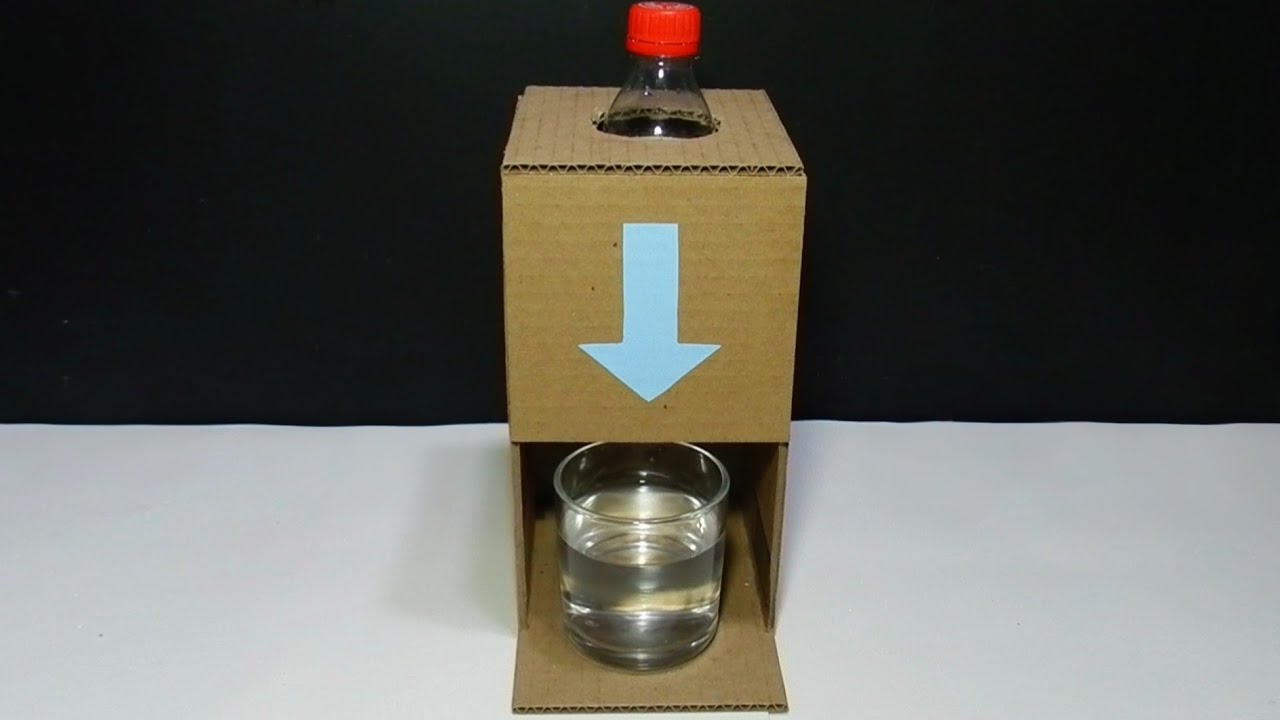 FAÇA UM INCRÍVEL MINI DISPENSADOR DE ÁGUA COM PAPELÃO