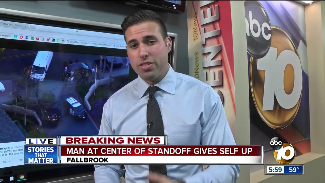 Man at center of Fallbrook standoff gives self up