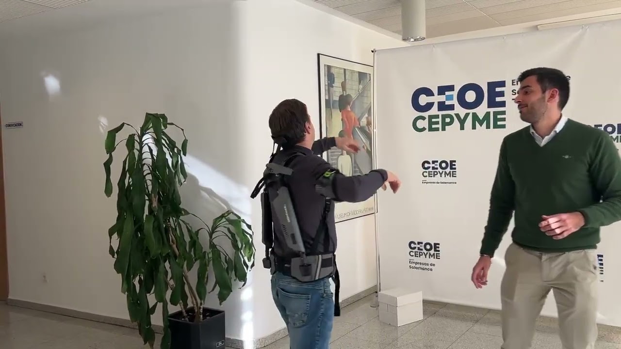 Demostración del funcionamiento de exoesqueletos industriales