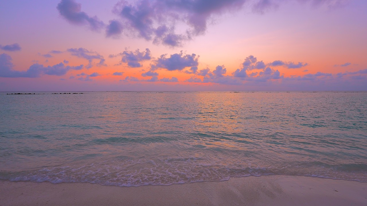 🏝 12 Hours of Maldives Ambience & Soft Ocean Sounds