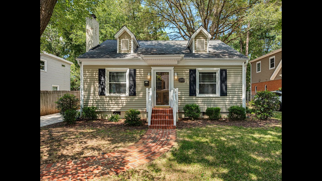 2525 Laburnum Ave in Chantilly Charlotte