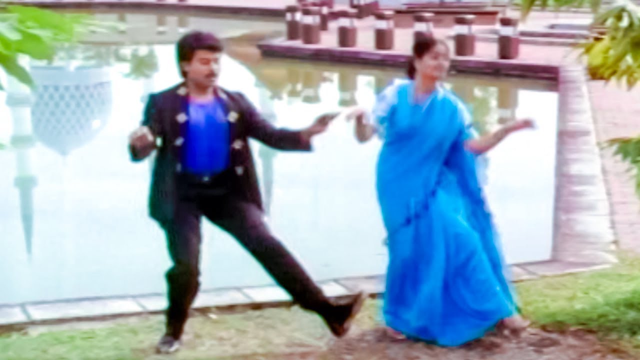 Chiranjeevi, Vijayashanthi Evergreen Love Song - Stuartpuram Police Station Movie Songs HD