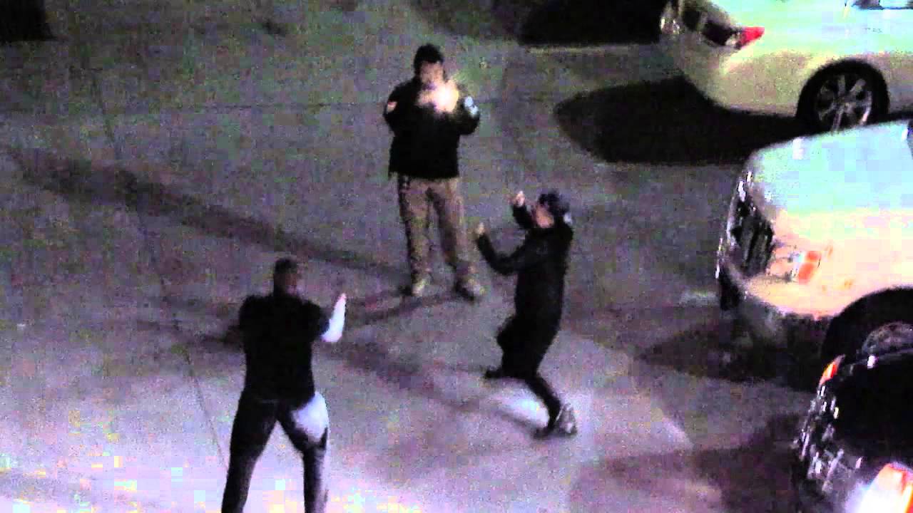 Taeyang playing around... dance battle with a security guard 2012