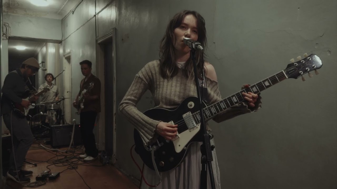 Рушана – Углами (лайв в коридоре)