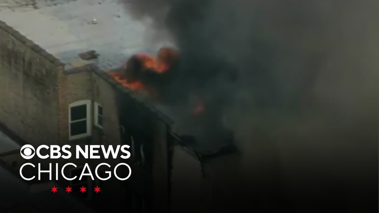 Apartment building fire leaves families displaced in Chicago's North Park neighborhood