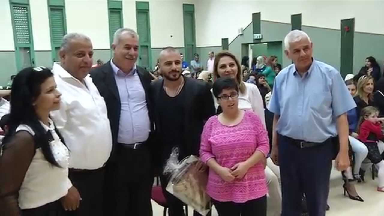 الفنان اياد طنوس  يفاجىء أحد معجباته بلقاء في المركز الجماهيري طرعان /RamiStudio