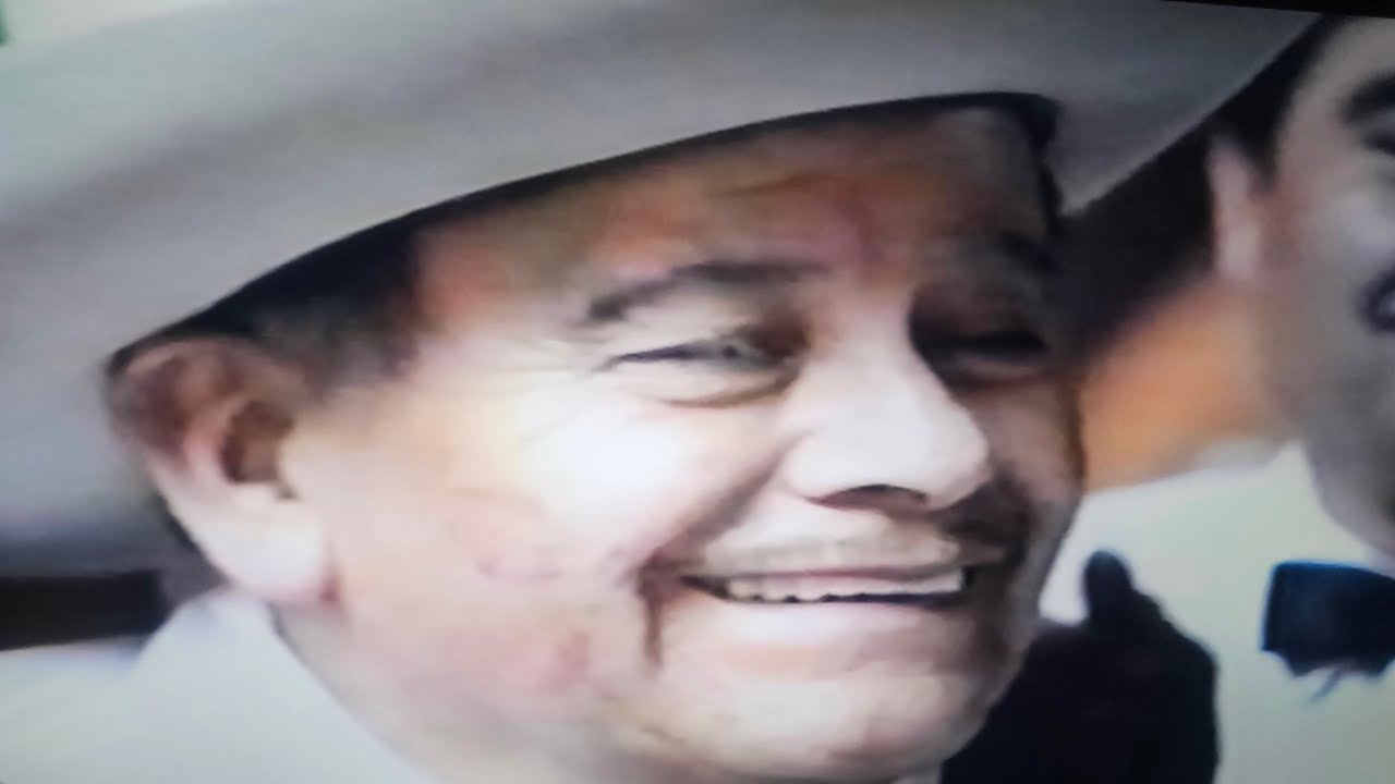 Omar Peréz Salomón está en vivo