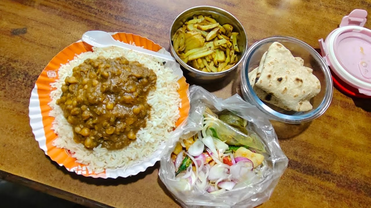#frindship 🥨  # Lunch time 🍛🍲 # 365/13vlog 