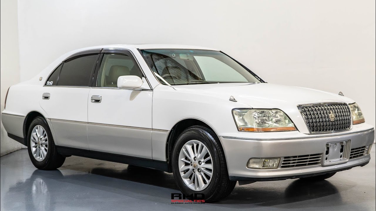 2000 Toyota Crown V8