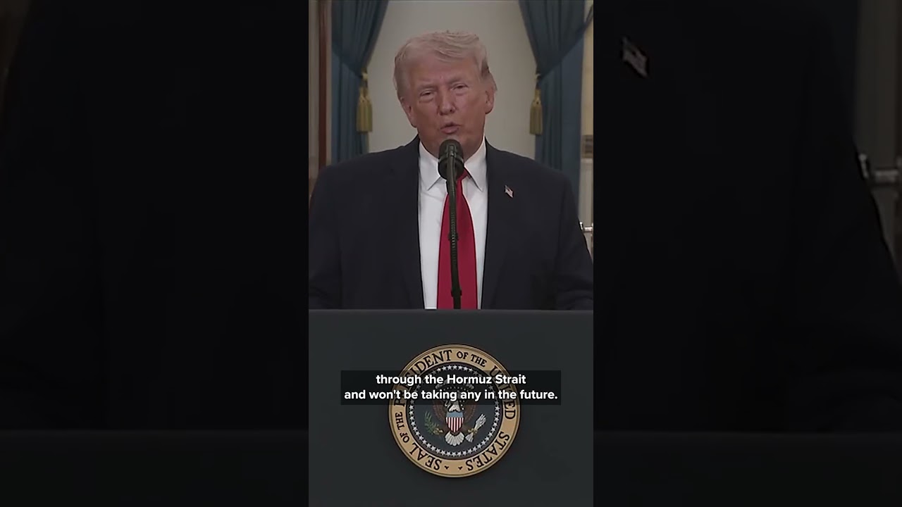 Трамп заявляет американцам: &laquo;У нас предостаточно бензина&raquo;, несмотря на войну с Ираном, которая пр...