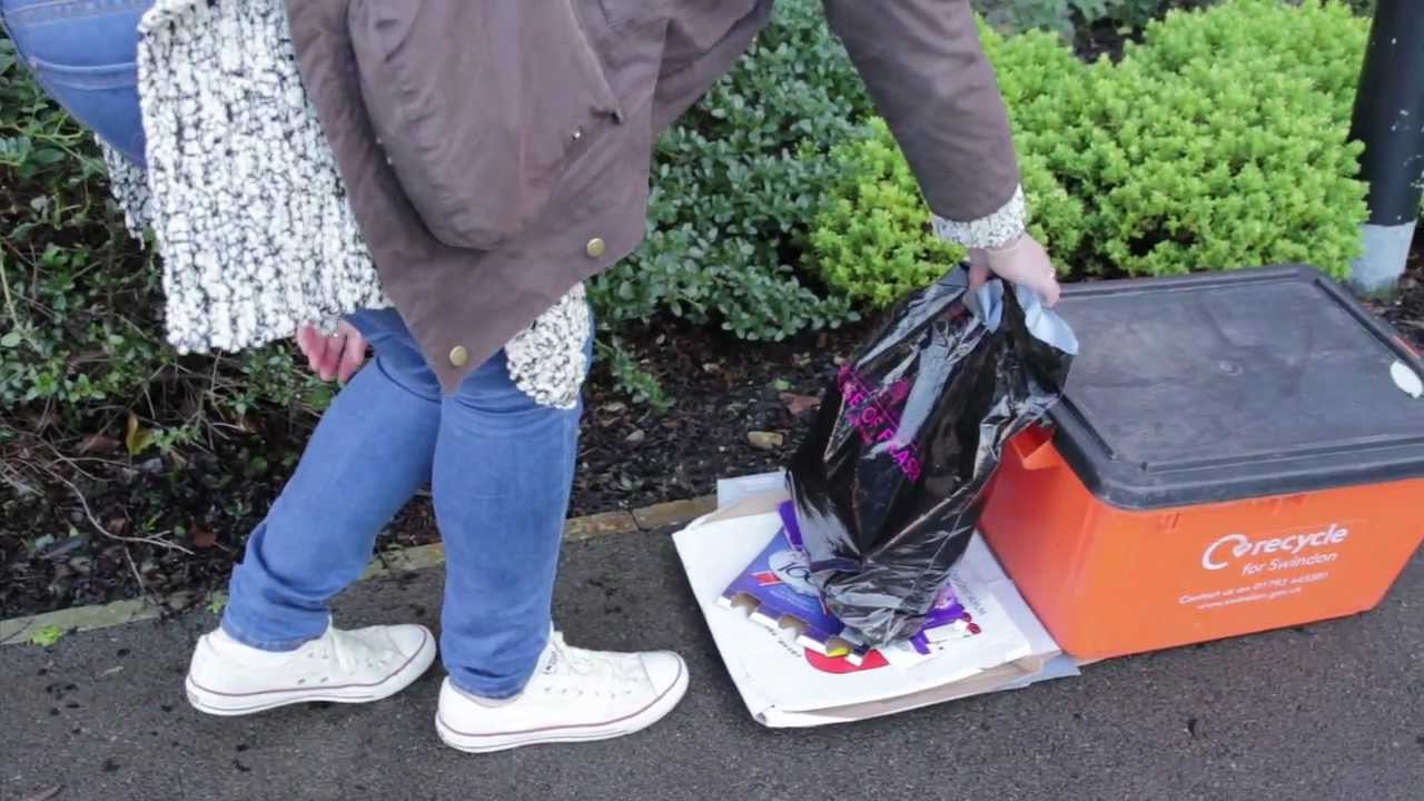 A Festive Guide to Waste and Recycling in Swindon