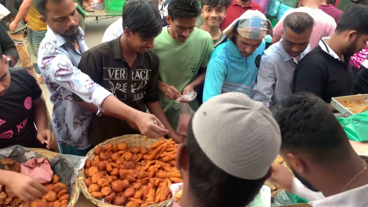 চকবাজার নয় 😱 কেরানীগঞ্জের জিনজিরা বাজারের বিখ্যাত ইফতারি 🔥|Famous Iftar in Zinzira Bazar Keraniganj